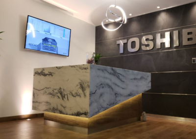 TOSHIBA