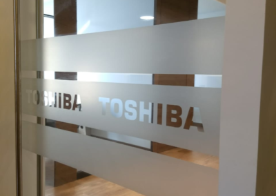 TOSHIBA